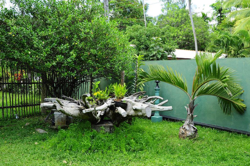 Lumbini Villa Bentota Quarto foto