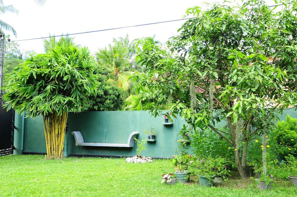 Lumbini Villa Bentota Quarto foto